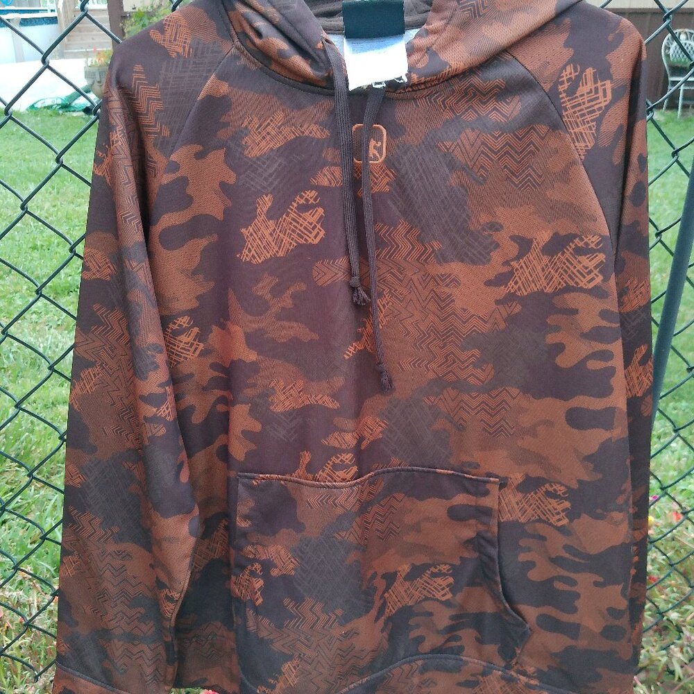 ALD1 brown and black camouflage hoodie. Size XL.